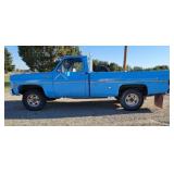 * 1977 Chevrolet K20 Custom Deluxe 4X4