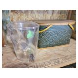 Picnic Basket/ Water Dispenser