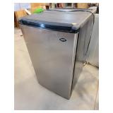 Sanyo Mini Refrigerator