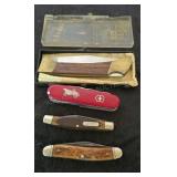 4--Folding Pocket  Knives