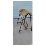 Saddle Stand Holds 1 saddle Size - 33in tall
