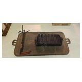 Cast Iron Griddle/Corn Bread Pans/ Dutch Oven Lift