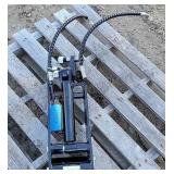 Hydraulic Thumb Clamp