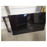 Samsung 55" TV w/ Wall Mount Bracket