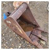 12" Digging Bucket