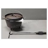8" Dutch Oven & Lid Lifter