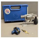 * Smith & Wesson 642-1 Airweight 38cal Revolver