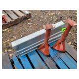 2 Metal Saw Horses & 2 Jack Stands