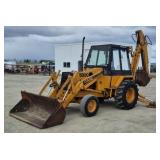 CASE 580C Backhoe