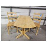 Small Bistro Table w/2 Chairs