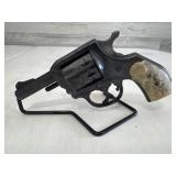 * H & R Model 922 22LR Revolver