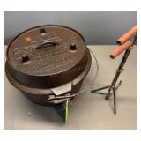 Lewis & Clark Dutch Oven w/Lid