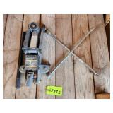 Two Ton Hydraulic Car Jack w/ Tire Iron