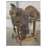 L White Saddle
