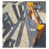 Skid Steer Pallet Forks
