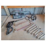 Sander - Saws & Wrenches