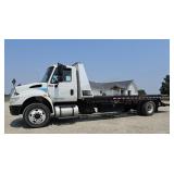 * 2016 International Roll Back Tow Truck