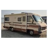 * 1986 Fleetwood Southwind Motorhome