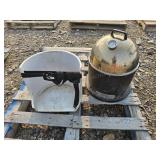 Smith & Wesson Smoker - Water Jug Holder