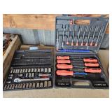3/8" Socket Set & Screw Driver Set