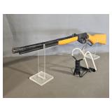 Daisy Red Ryder  BB Gun w/ Sling Shot