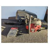 Craftsman 18" 42cc Chainsaw in Case
