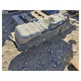 Short Box Gas Tank