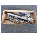 Wrenches & Sockets