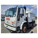 2007 Elgin SC-8000 Whirlwind Vac Sweeper