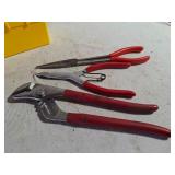 3 PLIERS