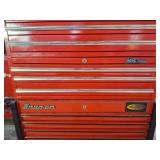 MAC TOOL CHEST.  CENTER CHEST ONLY