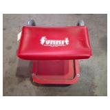 SHOP STOOL