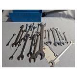 MISC WRENCH TRAY LOT