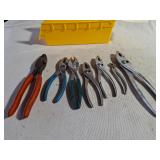 PLIERS LOT