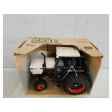 Ertl Case 2594 w/Cab Tractor