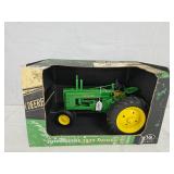 1/8th, JD B Tractor