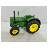 JD D Tractor