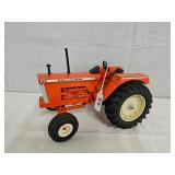 Allis-Chalmers D21 Tractor