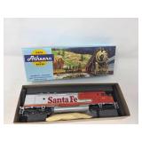 HO Scale Athearn Santa Fe #92 Engine