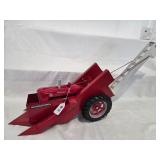 Farmall M w/Custom 2-Row Picker 1/8 scale