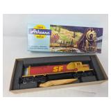 HO Scale Athearn SF #5068 Locomotive