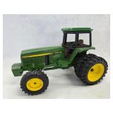 JD 4960 Tractor w/Cab