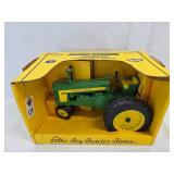 JD 720 Tractor
