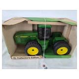 JD 8760 4-Wheel Drive Tractor