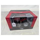 Case International 7130 w/Cab-Duals, Prestige