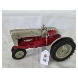 Ford 900 Tractor (Hubley) 1/12 scale