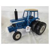 Ford TW-20 Tractor w/Cab-Duals