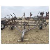 18 ft IH Field Cultivator Manual Fold Wings