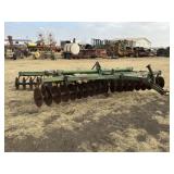 John Deere 15 ft Tandem Axel Disc