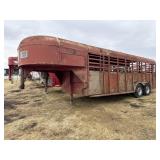 1983 Chaperrel Gooseneck Livestock Trailer